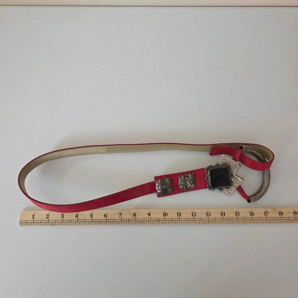 Vintage Western Belt Women Large Red Lizard Embossed Ornate Silver Tone Buckle
